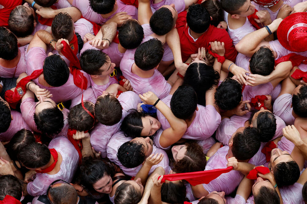 <p>Trke sa bikovima, njih ukupno osam, ulicama stare četvrti Pamplone, na trasi dugoj 800 metara, počinju u četvrtak i trajaće sedam dana</p>