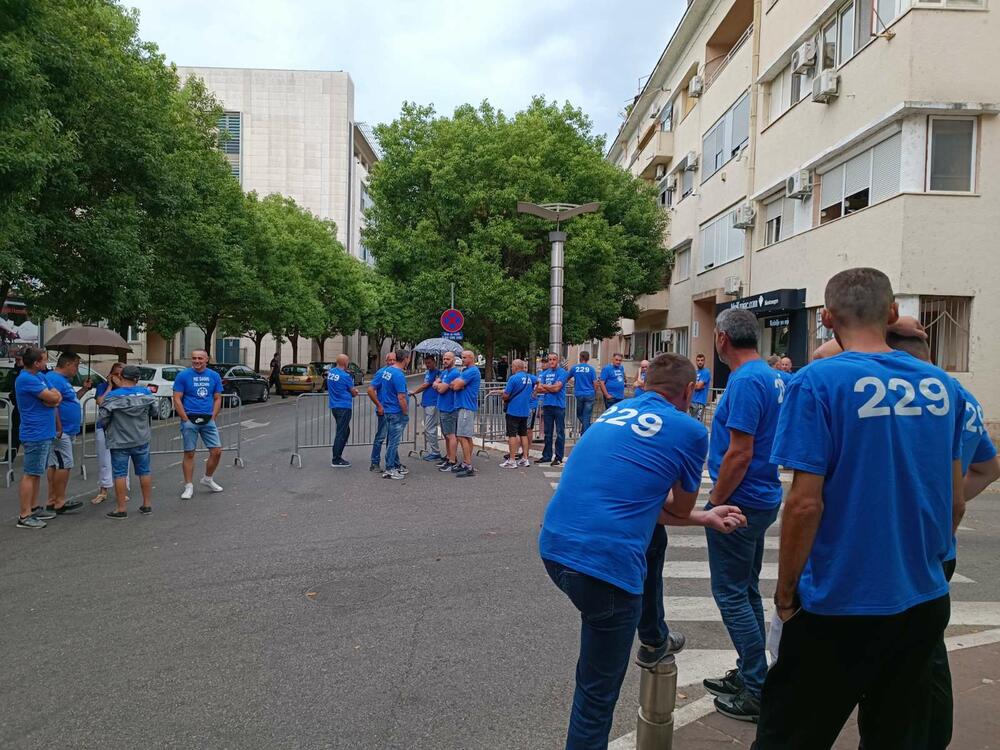 Željezarci protest, Željezarci