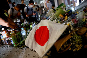 Abe nije jedini: Istorija napada na političare u Japanu