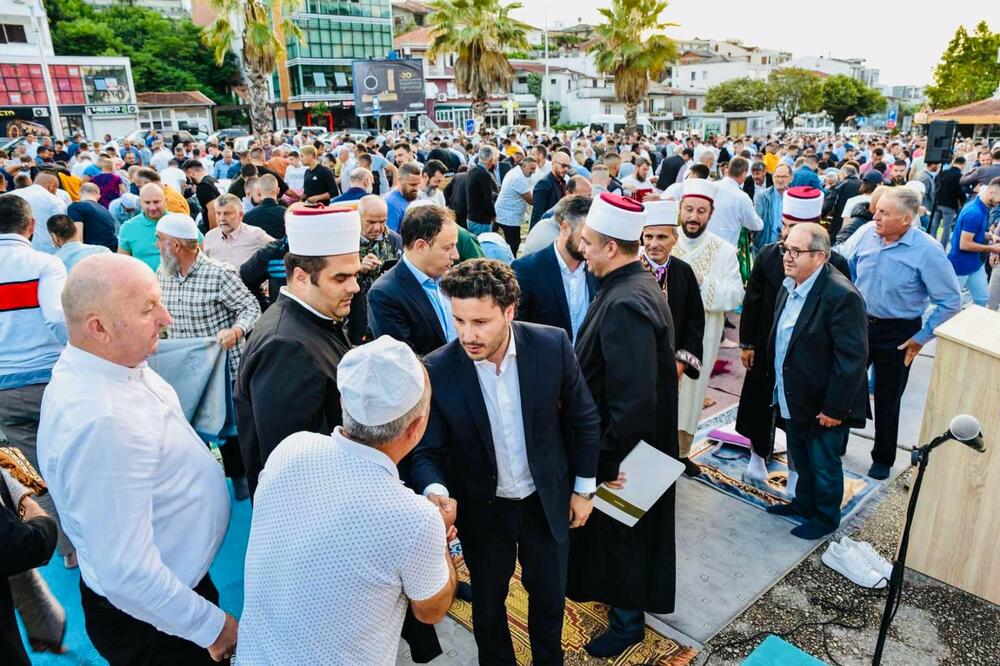 Foto: facebook.com/abazovicdritan