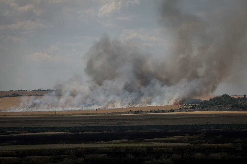 Polja pšenice u plamenu nakon ruskog napada na Donjeck, Foto: REUTERS