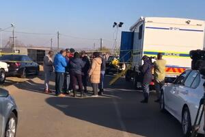 Južna Afrika: U pucnjavi u lokalu ubijeno najmanje 14 ljudi