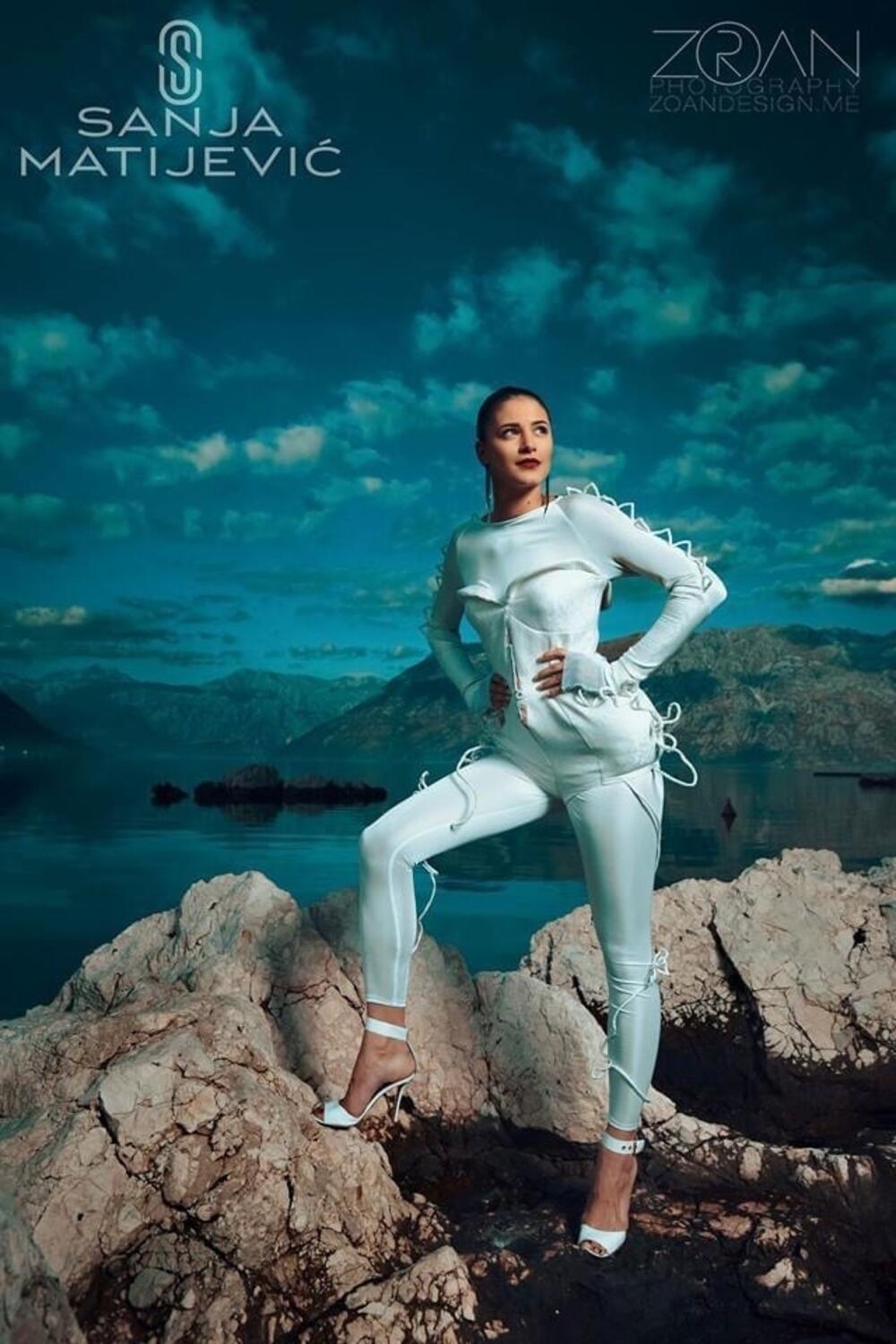 <p>Crnogorska dizajnerka kolekcijom koju će predstaviti na modnoj manifestaciji IFF Porto Montenegro obilježiće deceniju i po rada</p>