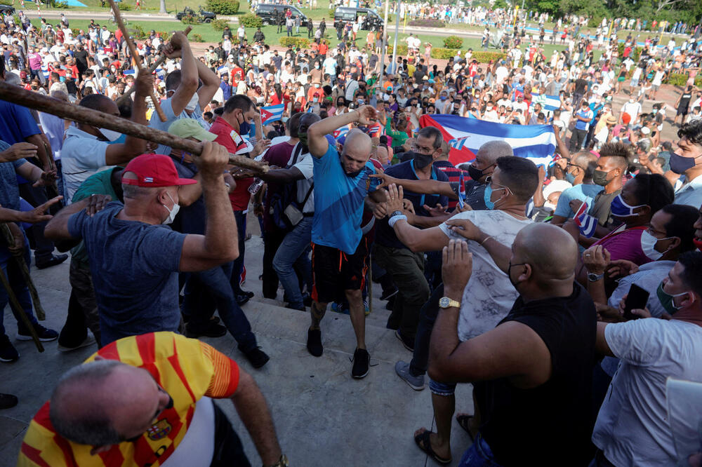 Sukobi u Havani tokom protesta 11. jula prošle godine, Foto: Rojters