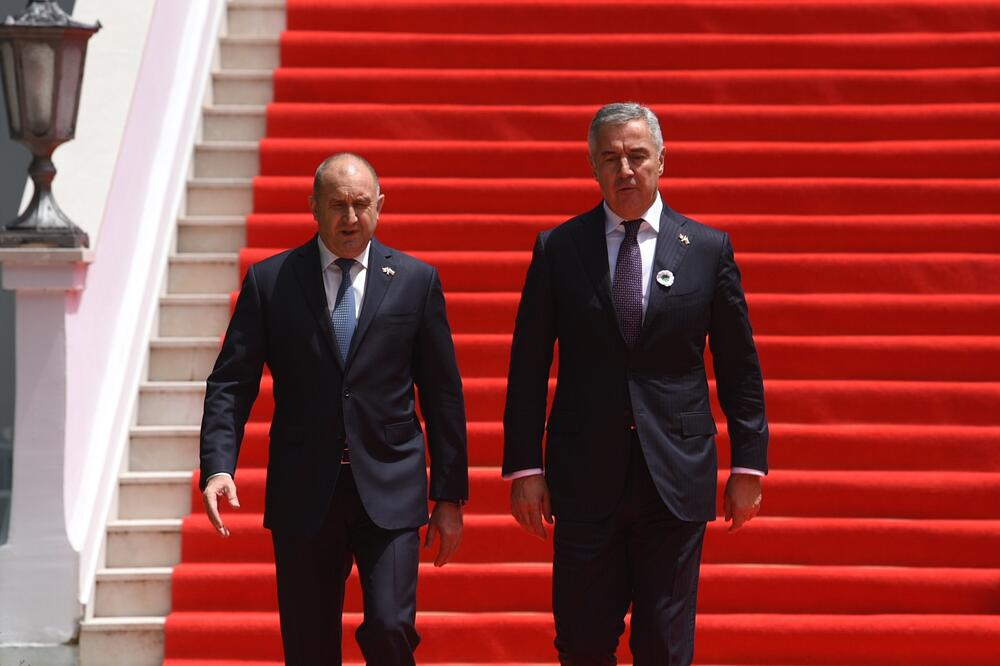 Radev i Đukanović, Foto: Boris Pejović