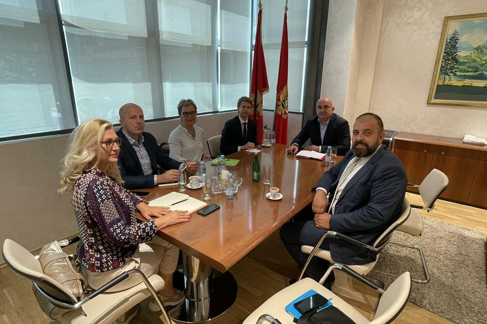 Sa današnjeg sastanka, Foto: Ministarstvo poljoprivrede, šumarstva i vodoprivrede