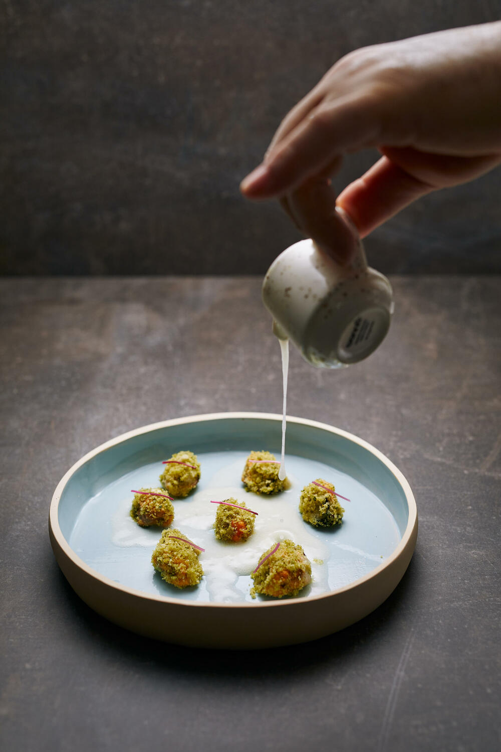 <p>Hotelska grupacija Casa del Mare postoji već 13 godina i u svom sastavu ima pet malih hotela. Dobitnik je mnogih prestižnih domaćih i regionalnih nagrada.</p>