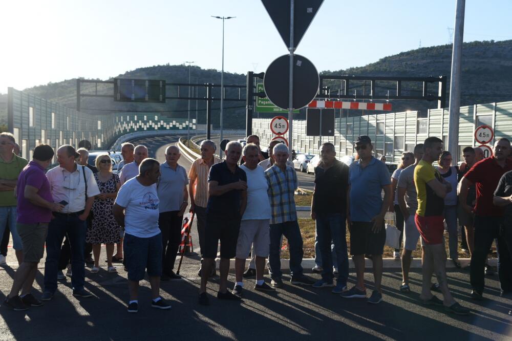 Sa protesta, Foto: Boris Pejović