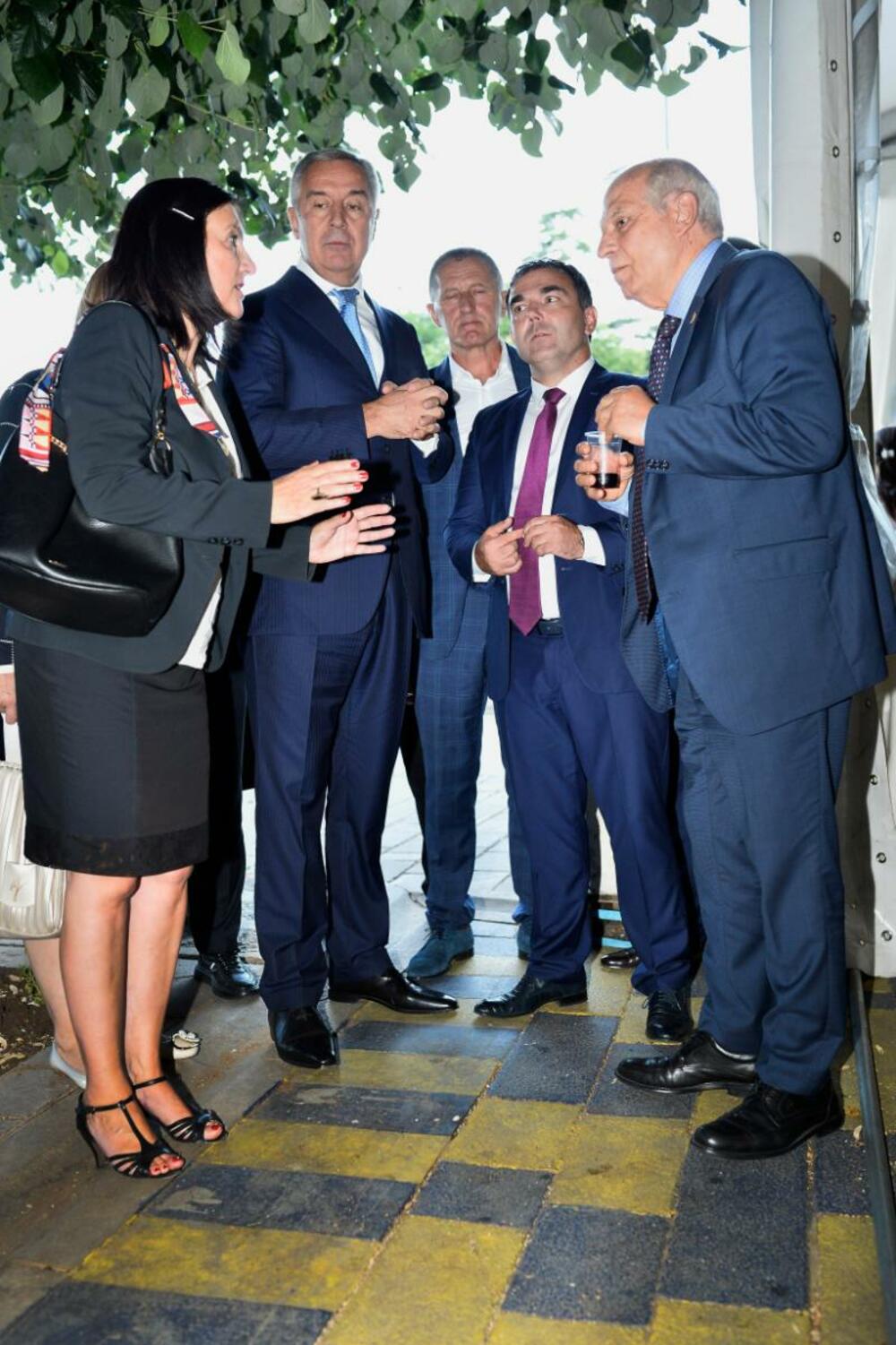 <p>Borelj je u posjeti Crnoj Gori danas i sjutra, a predsjedavao je sastanku Savjeta za stabilizaciju i pridruživanje EU – Crna Gora, u Podgorici.</p>