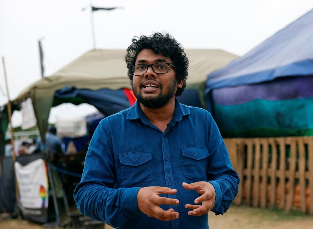 Čamira Deduvage digitalni strateg u “GotaGoHome” selu nakon što su demonstranti ušli u kuću predsjednika 