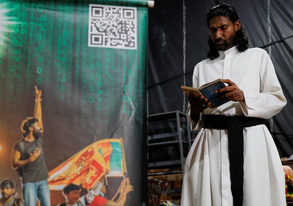 Dživan Peiris, katolički sveštenik