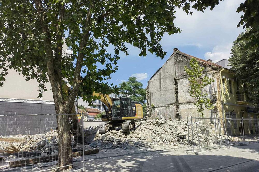 Rušenje Kuće Vujovića, Foto: Jelena Radulović