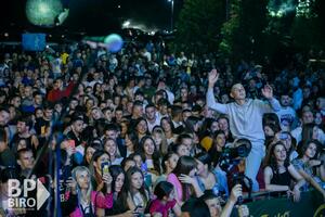 Održan sedmi "Ušće fest": Bjelopoljci uživali u numerama Dženana...