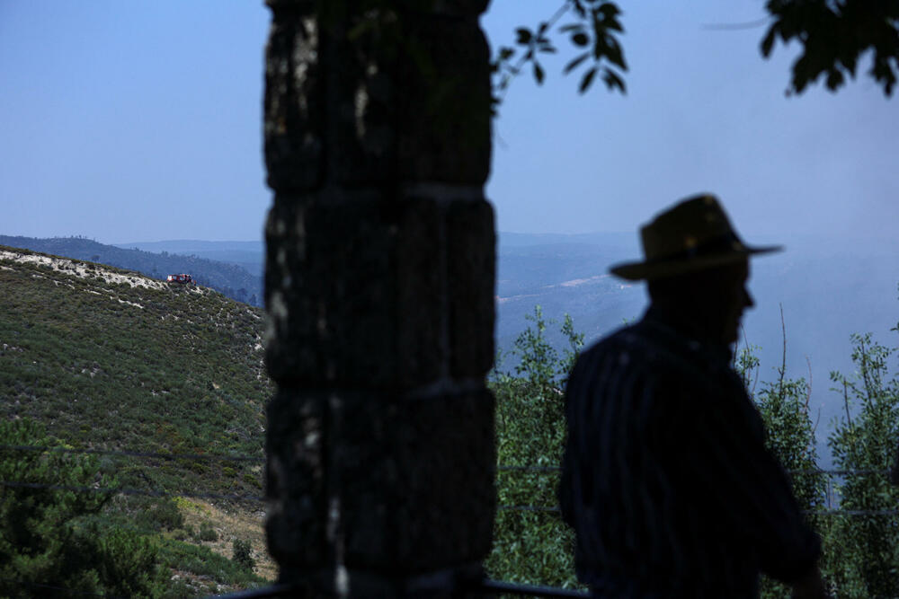 <p>Toplotni talas sa temepraturama iznad 40 Celzijusa zahvatio je veći dio Evrope prošle sedmice, a porast temperatura, naučnici i klimatolozi pripisuju ljudskoj aktivnosti<br /> </p>