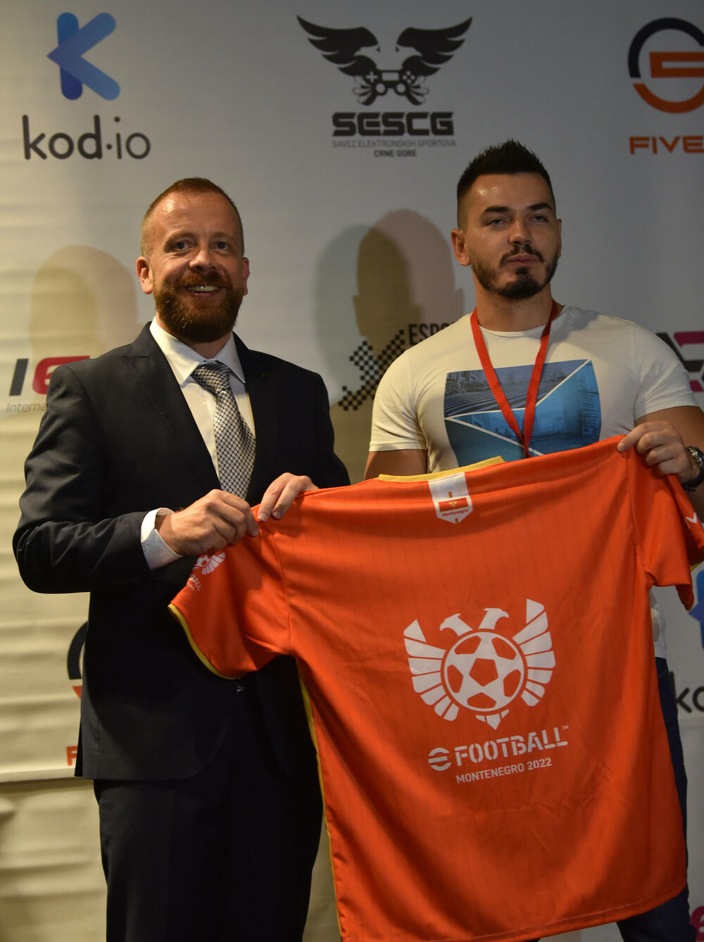 Totovski i jedan od najboljih PES igrača Rade Pavićević