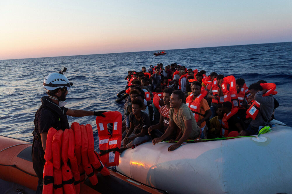 Pomaganje migrantima, Foto: Reuters
