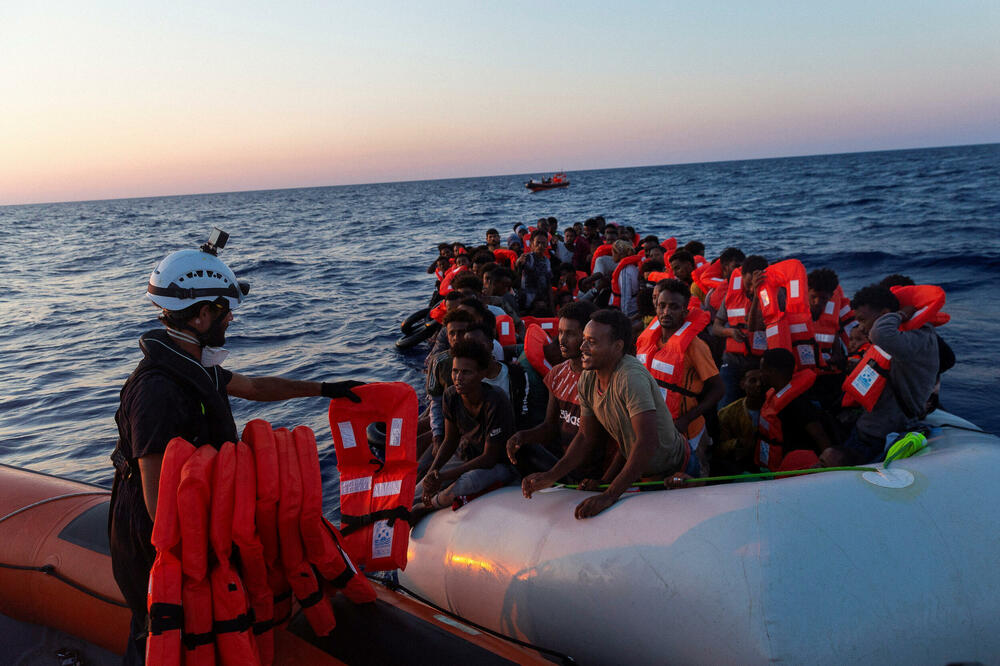 Pomaganje migrantima, Foto: Reuters