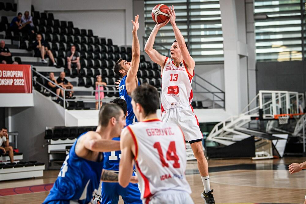 Sa tri trojke na startu 2. poluvremena donio preokret: Đorđije Jovanović, Foto: FIBA