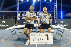 Počela tekbol turneja, Kurjaci prvi na premijeri