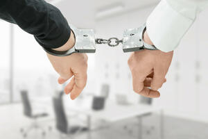 Kotor: Uhapšeni osumnjičeni za krađu novca i telefona uz prijetnje...