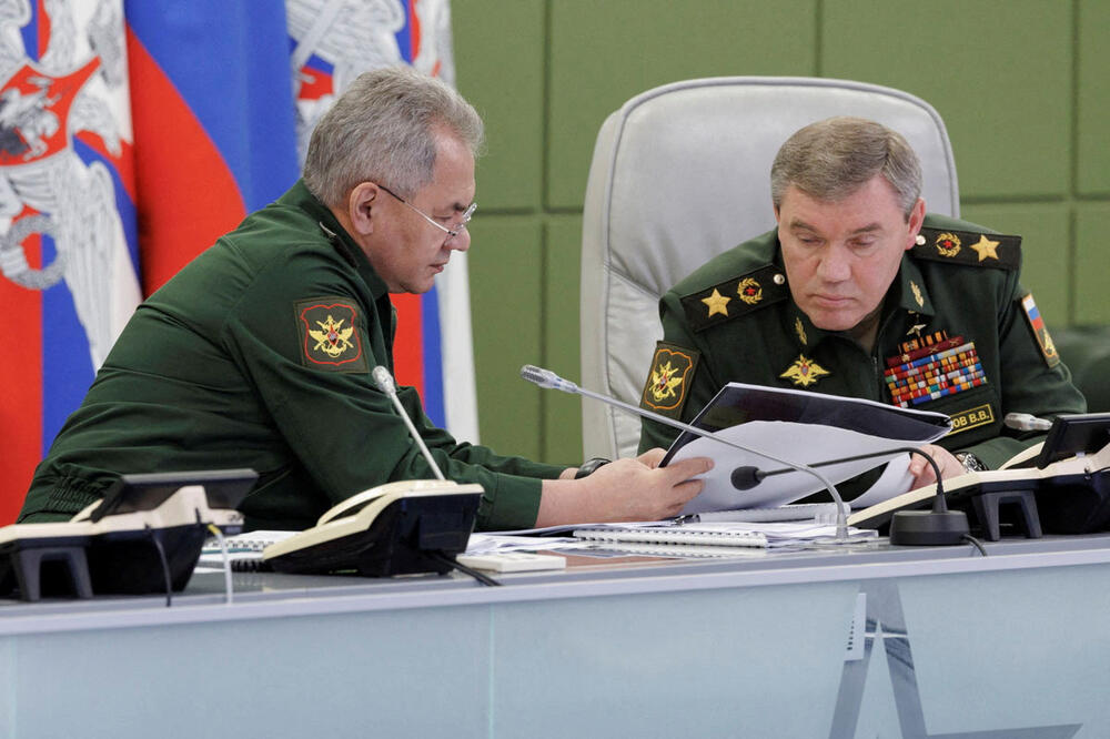 Ministar odbrane Sergej Šojgu i načelnik Generalštaba Valerij Gerasimov, Foto: Rojters