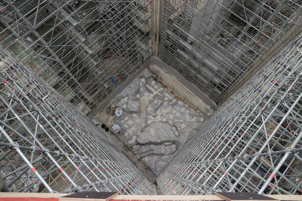 <p>Restauracija Notr Dama koštala je 850 miliona eura, a prije požara primao je gotovo 12 miliona posjetilaca godišnje</p>