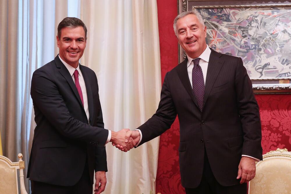 <p>Ranije danas Sančez se sastao i sa premijerom Abazovićem</p>