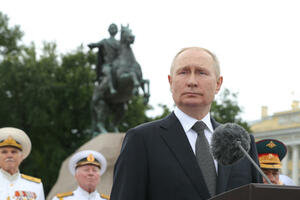 Putin: Ruska mornarica dobiće novu hipersoničnu krstareću raketu...