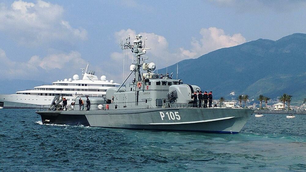 Patrolni brod P-105 “Durmitor”