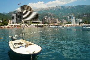 Da li je Budva balkanska Azurna obala