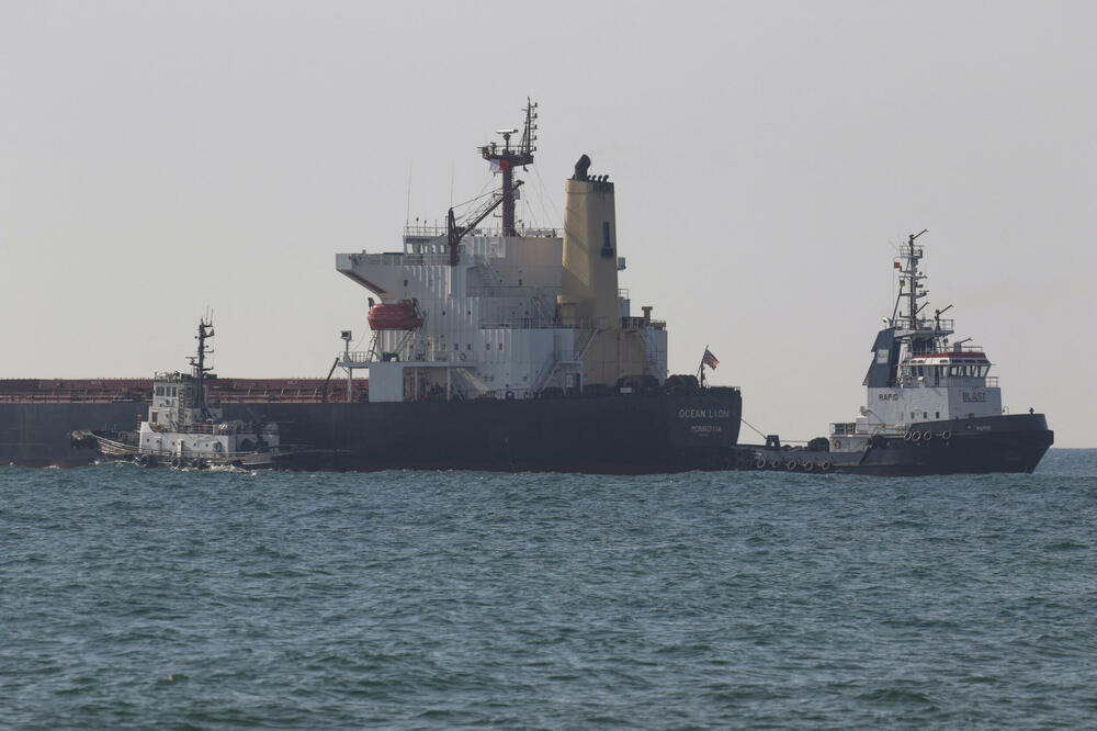 Brod "Ocean Lion" sa zastavom Liberije juče isplovljava iz luke Čornomorsk, Foto: Rojters