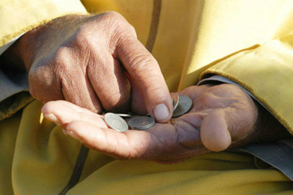 Materijalno obezbjeđenje trenutno iznosi 76,56 eura po pojedincu, Foto: nema