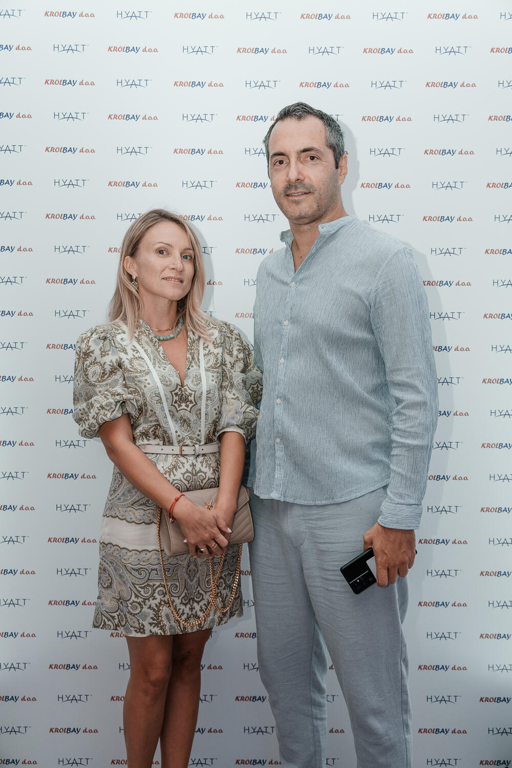 <p><em>Za relativno kratko vrijeme Blue Kotor Bay postao je vodeći hotel na tržištu, pozicioniran kao pouzdan partner i kompanija kojoj se vjeruje. Potpisivanje ugovora sa Hyatt-om označiće početak nove ere razvoja i rada na promovisanju turističke ponude Crne Gore.</em></p>