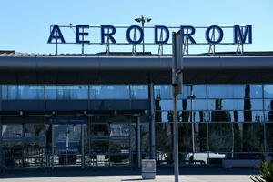 Javni poziv Aerodroma Podgorica: Izradiće prostoriju za pušače