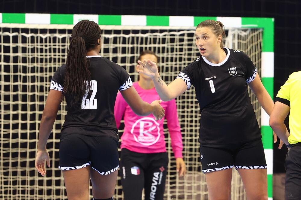 Đurđina Jauković na jučerašnjem meču, Foto: Brest Bretagne Handball