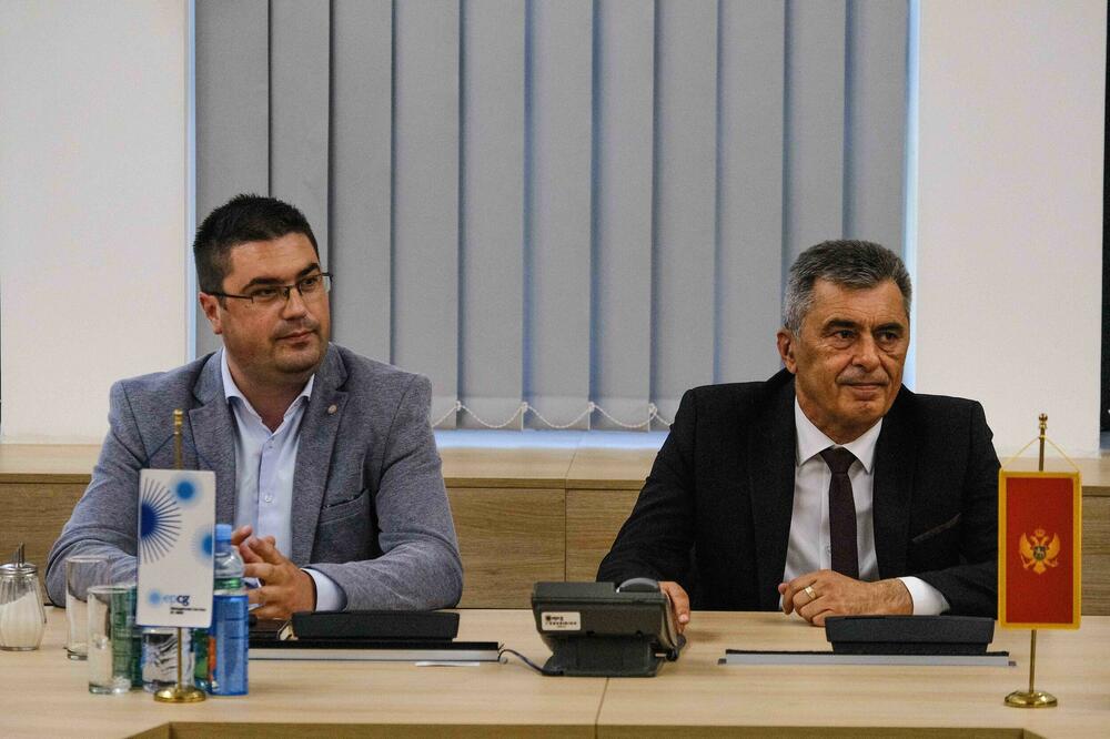 Da li bi kupili imovinu ili preduzeće Toščelik: Nikola Rovčanin i Milutin Đukanović, Foto: EPCG