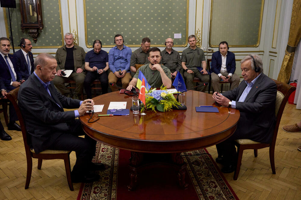 Zelenski, Erdogan i Gutereš juče u Lavovu -, Foto: UKRAINIAN PRESIDENTIAL PRESS SER