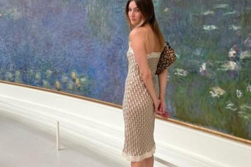 Ilustracija, Foto: Instagram/camillecharriere