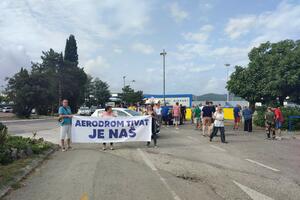 Protest Tivćana zbog namjere Vlade da aerodrom da u koncesiju