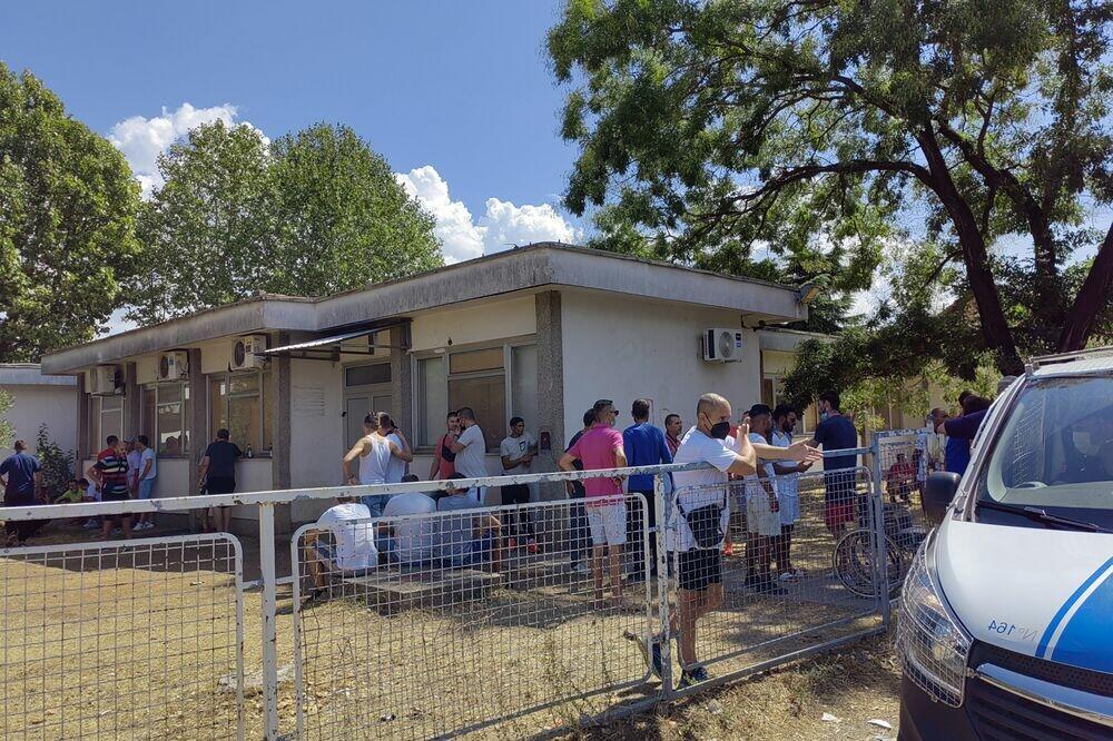 Pacijenti prijete i blokadom saobraćajnica ako ne dobiju terapiju, Foto: Jelena Radulović