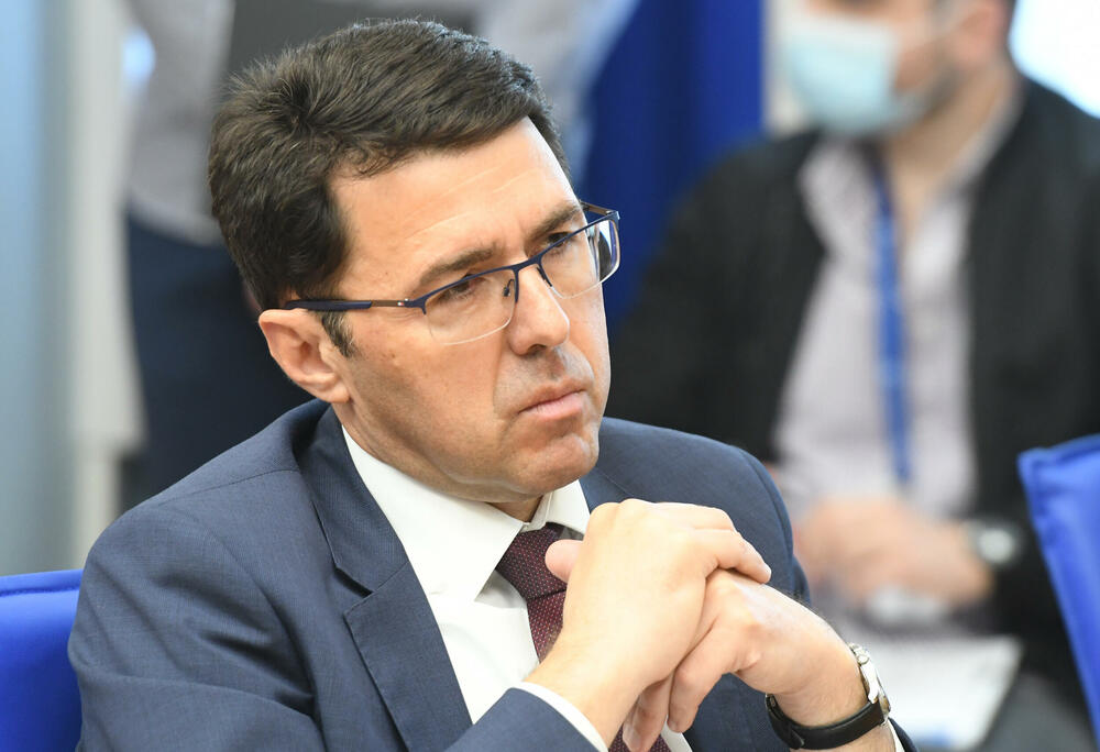 Nadležnosti vlada u ostavci svode se na “tekuće aktivnosti”: Radulović