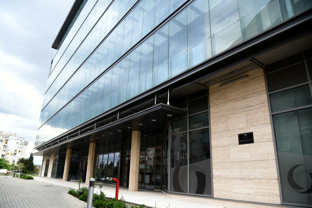 Zgrada Uprave za katastar i državnu imovinu, Foto: Boris Pejović