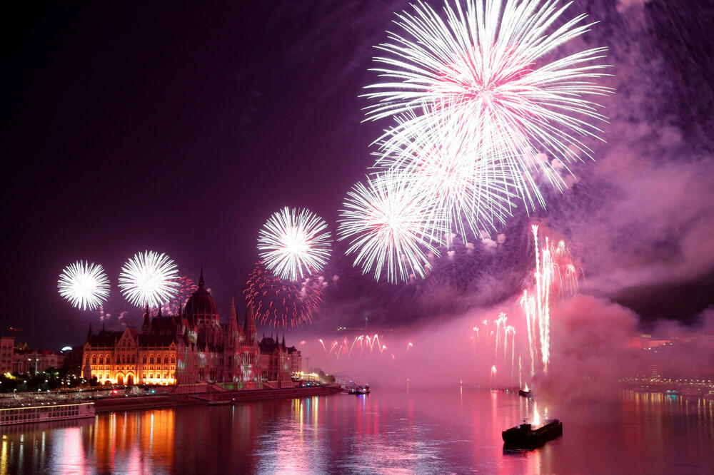 Veliki vatromet u Mađarskoj, Foto: REUTERS