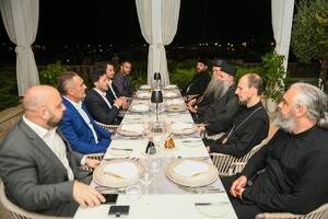 Abazović priredio večeru za patrijarha Porfirija