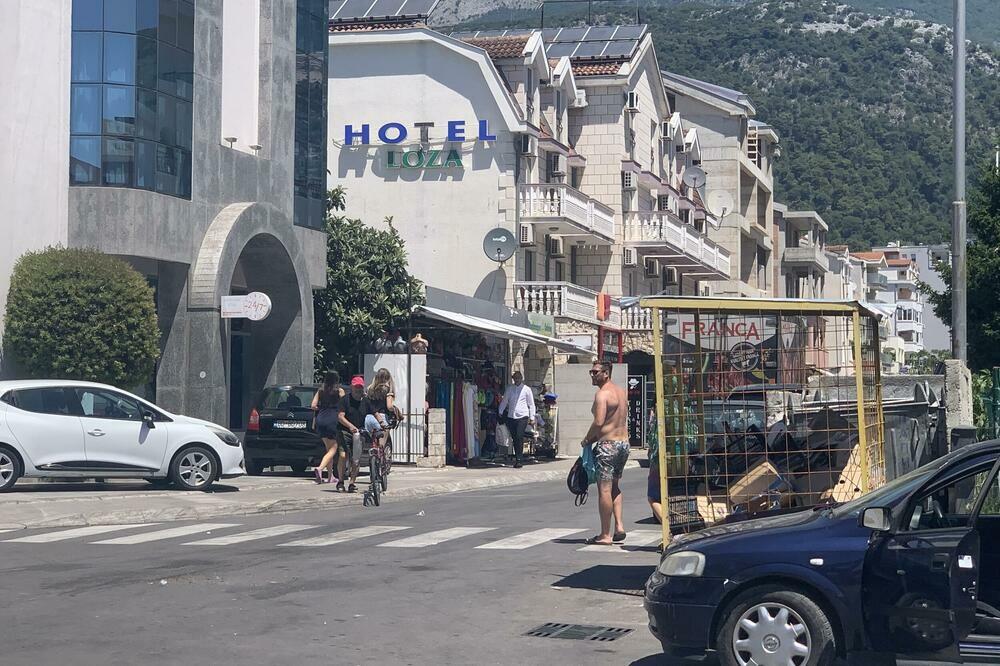Vrata otvorena cijelo ljeto uprkos pečaćenju: hotel “Loza” u Budvi, Foto: Vuk Lajović
