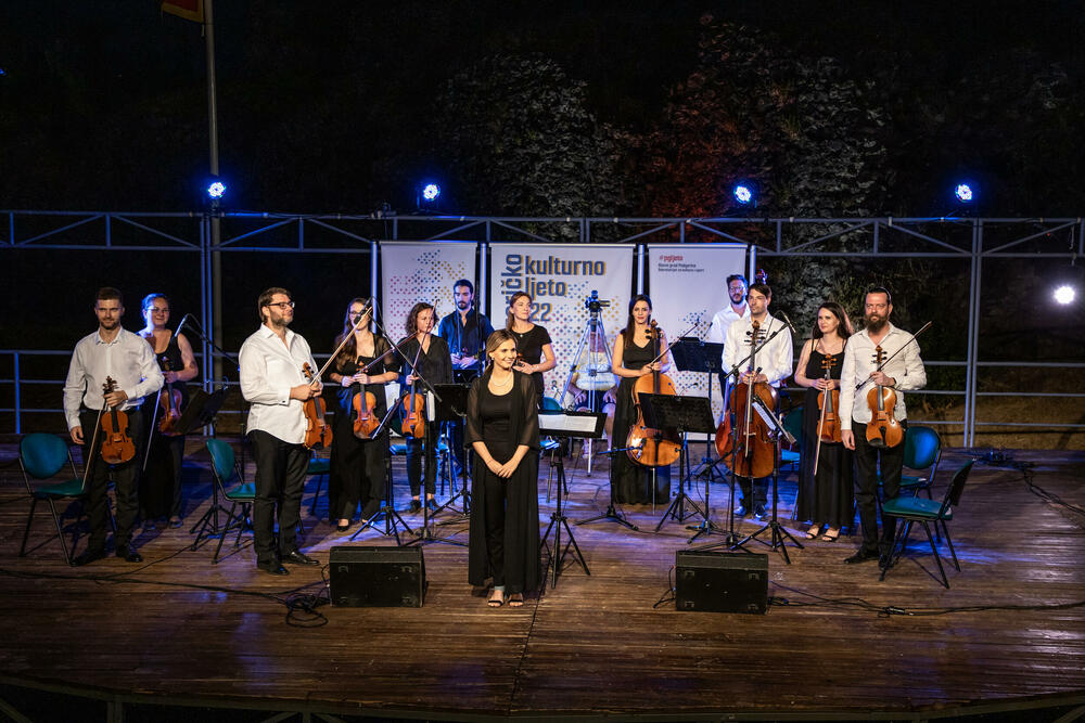 Sara Arianna Serhatlić