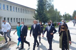 Abazović: Smjena Đurović bila bi loša poruka, nema razloga da ne...