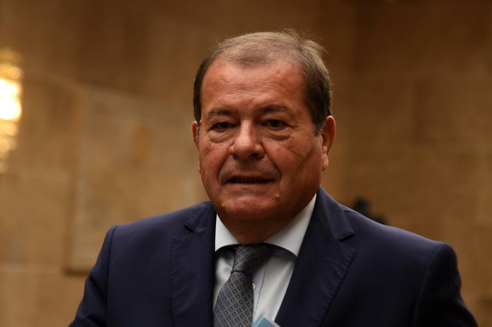 Demokrate ne mogu da oproste Bečićevu smjenu: Ivanović, Foto: BORIS PEJOVIC