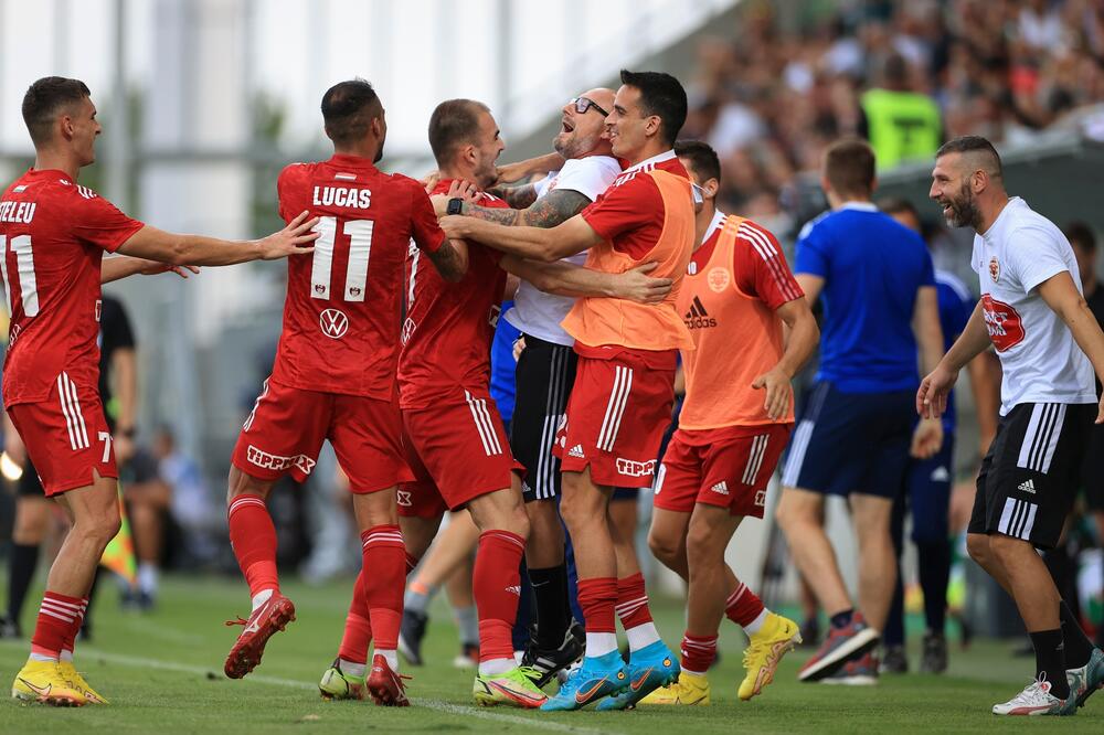 Slavlje nakon Camajevog gola, Foto: Kisvárda FC