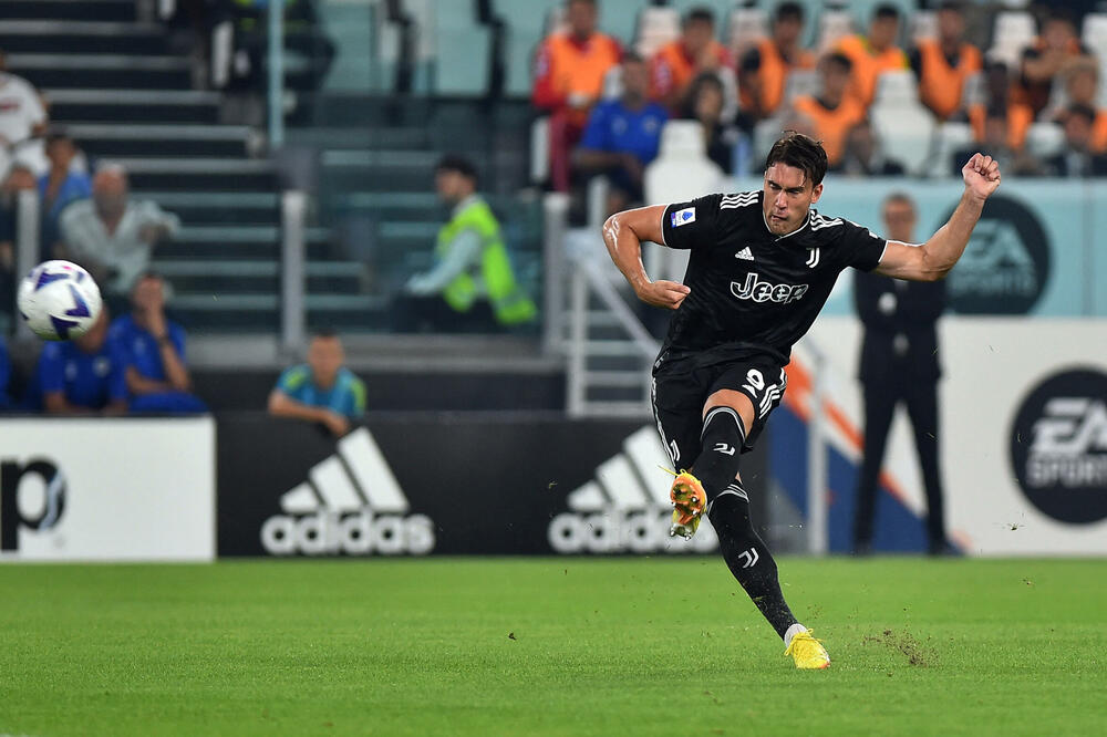 Vlahović za 1:0, Foto: Reuters